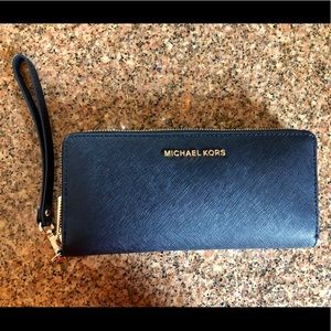 Michael Kors Jet Set Black Continental Wallet